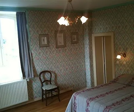 Chateau De Sissi Сассео-ле-Мокондюи